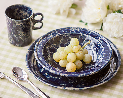 Classic Dinnerware 3-Piece Set